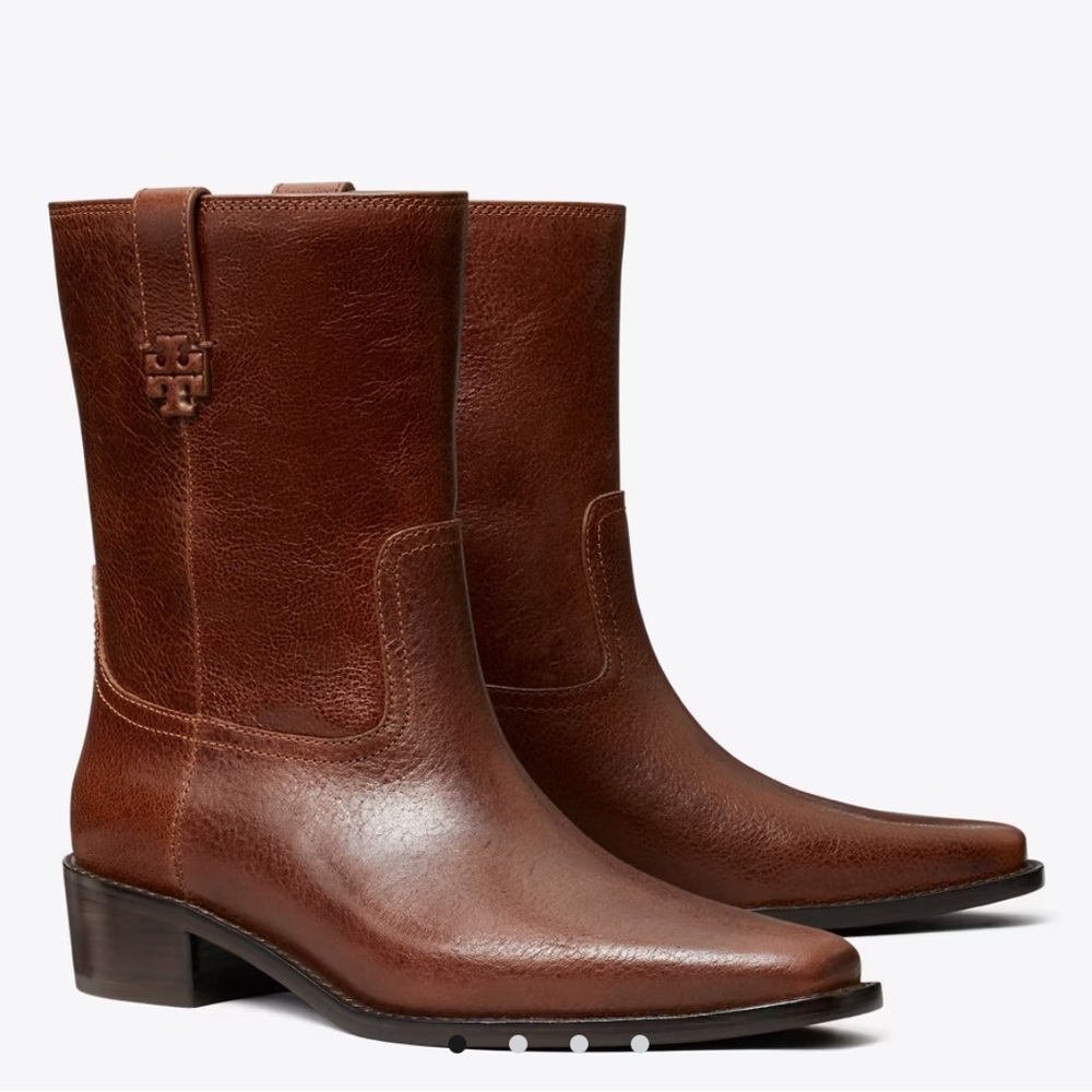 TORY BURCH CITY WESTERN ANKLE BOOT In Sierra Cognac